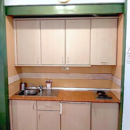 Bed And Snow Family * Sierra Nevada