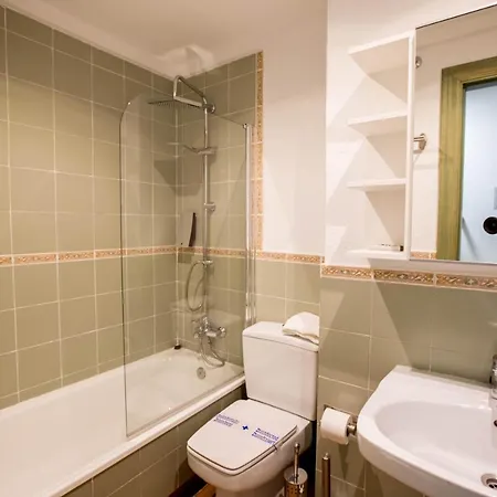 Bed And Snow Family * Sierra Nevada