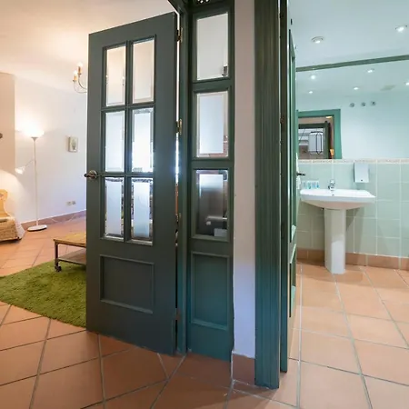 Bed And Snow Family Lägenhet