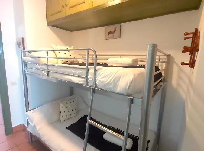 Bed And Snow Family *