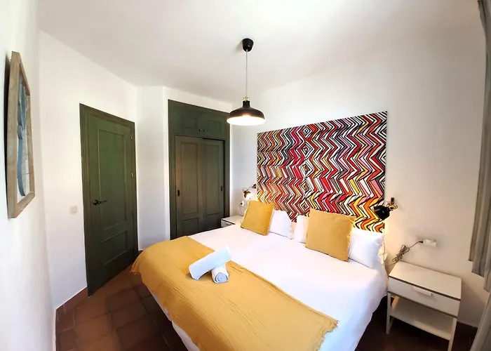 Bed And Snow Family Sierra Nevada