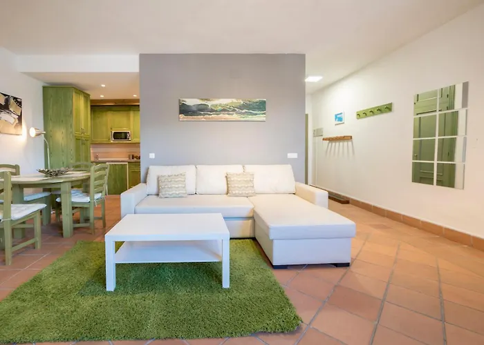 Bed And Snow Family Sierra Nevada