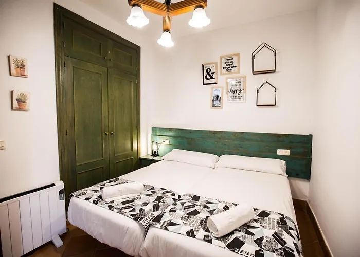 Bed And Snow Family * Sierra Nevada