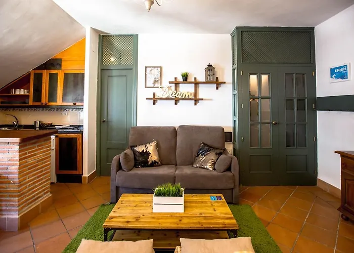 Bed And Snow Family * Sierra Nevada