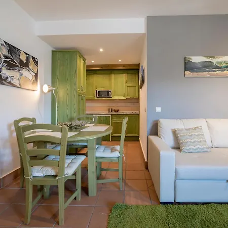 Bed And Snow Family *